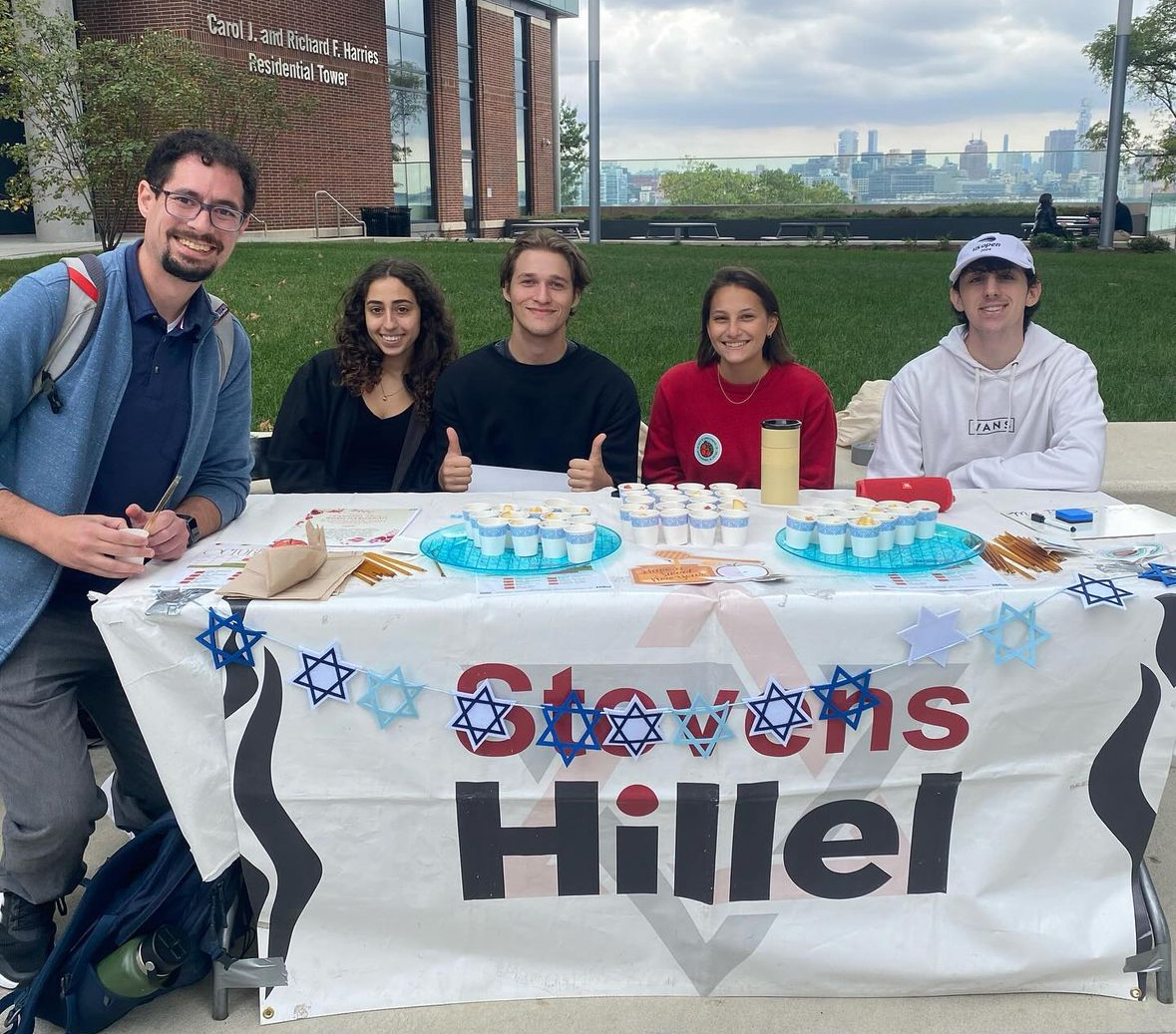 Hillel celebrates Rosh Hashanah The Stute